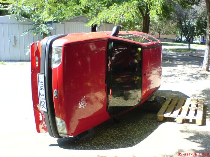 Ford Escort.jpg