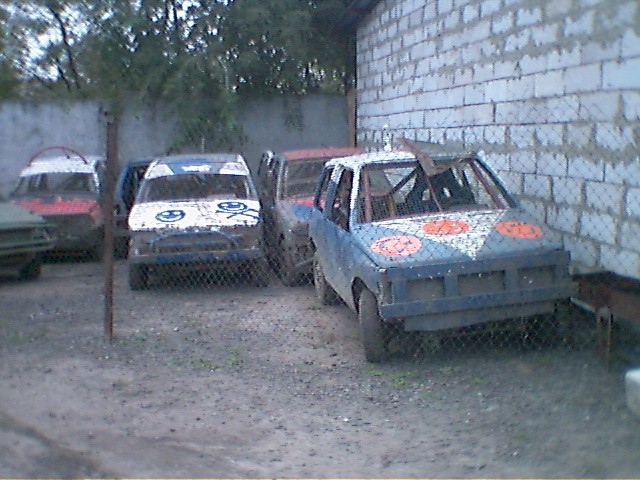 88J90009.jpg