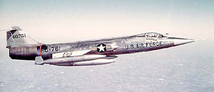 Lockheed_F-104A-10-LO_060928-F-1234S-011.jpg