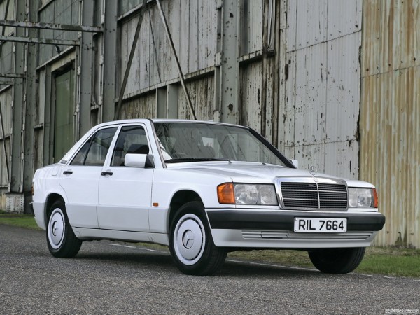 Mercedes_Benz_C_Class_W201_pic_62715.jpg