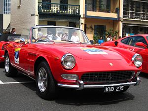 300px-Ferrari_275_GTS_-_front_right_1_(Argyle_Place,_Carlton,_VIC,_Australia,_3_March_2007).JPG