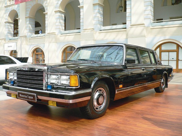 4104 -7.7 V8 (315 Hp).jpg