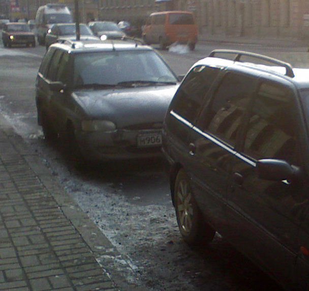 escort03.jpg