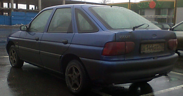 escort11.jpg