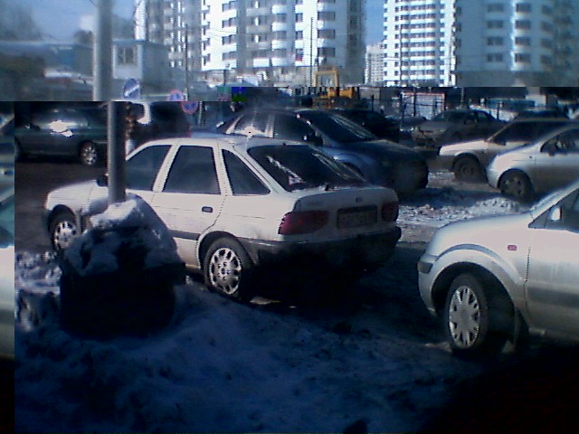 71J70040.jpg