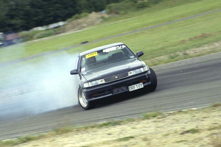 markh_d1nz_s2r6.jpg